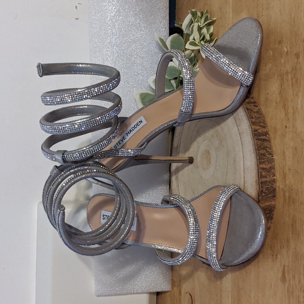 New Steve Madden Brynlee Sparkle Wrap Around Stiletto Heels Silver Size 8.5